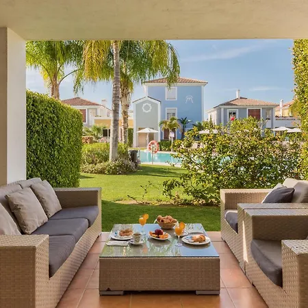 3 Bedroom Beautiful In * إِستيبونا